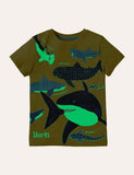 Camiseta com padrão de tubarão brilhante
